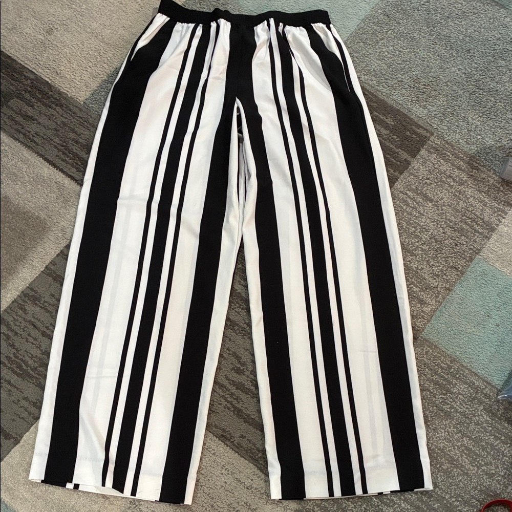New York & Company Black and White Striped Wide Leg Pants